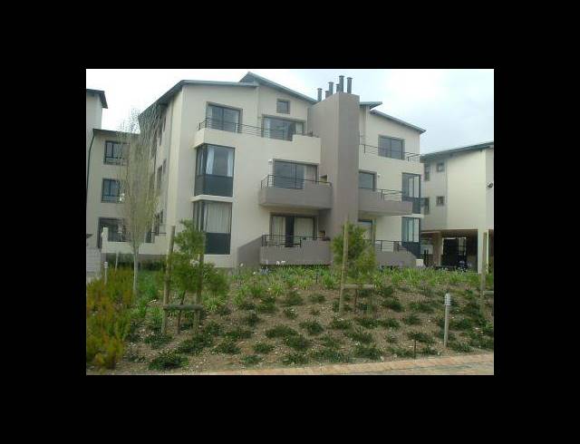 2 BEDROOM PROPERTY TO RENT IN SOMERSET WEST